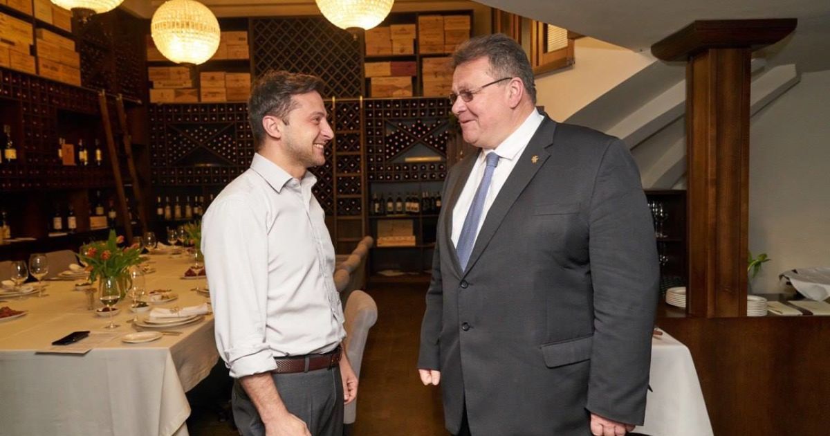 Перша міжнародна зустріч: у Зеленського розповіли про теми розмови з Лінкявічюсом