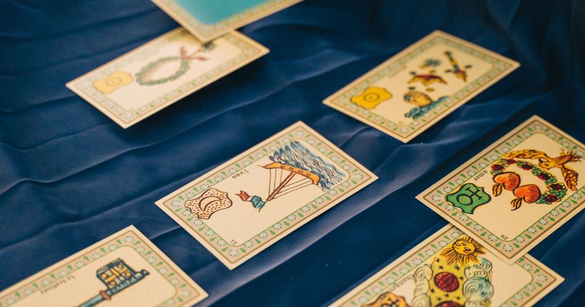 Гороскоп на 24 січня для всіх знаків зодіаку за картами Таро