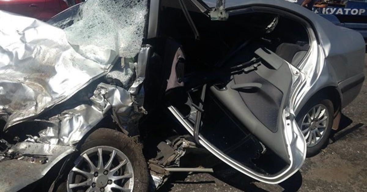 Такой вид имела после ДТП машина, в которой мальчик ехал с дедушкой и бабушкой