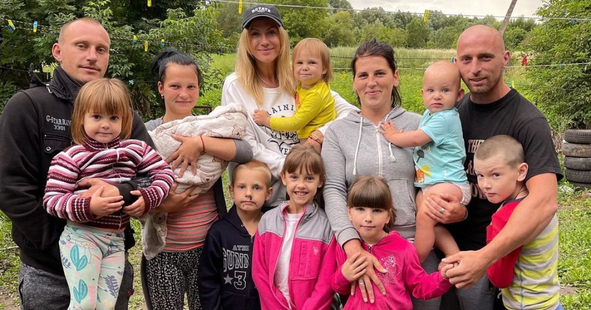 Леся Никитюк с переселенцами