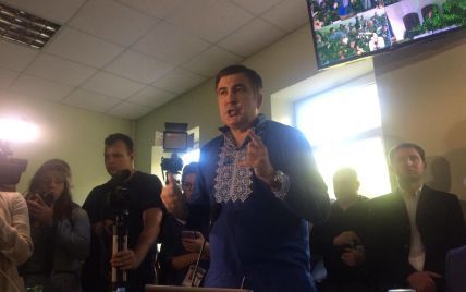 Суд относительно незаконного пересечения границы Саакашвили перенесли