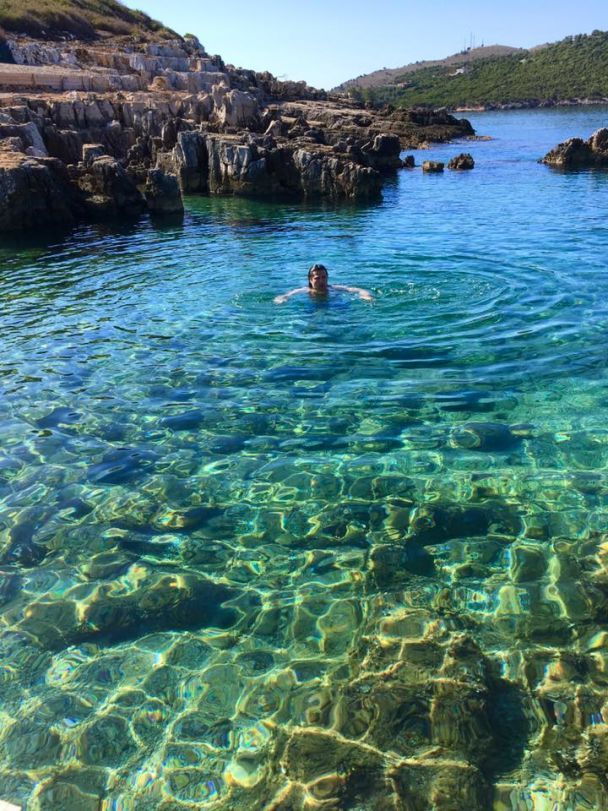 Зірка показує фанам живописні краєвиди Албанії / © facebook.com/olenamozgova1