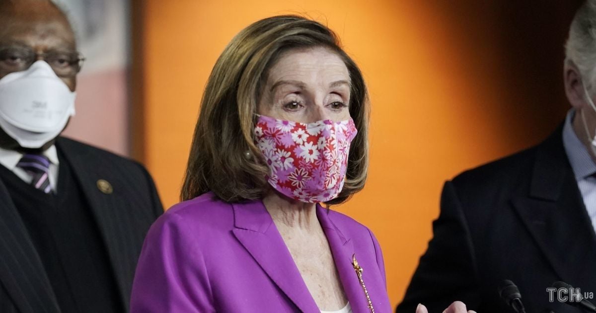 Нэнси Пелоси