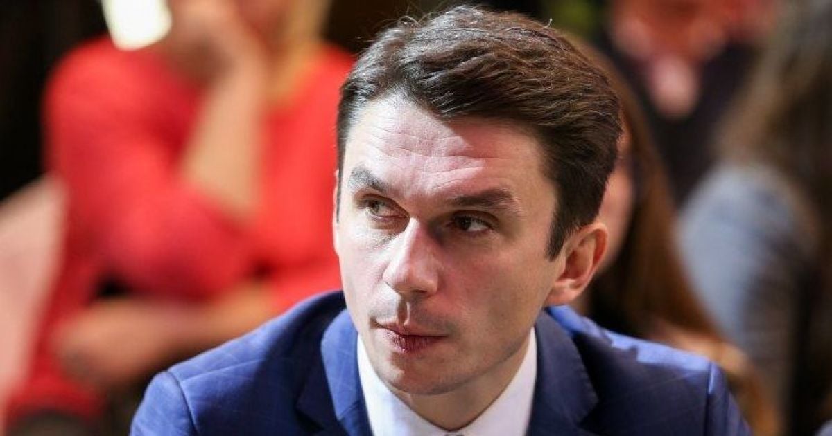 Полмиллиона гривен в месяц: стало известно, сколько получает генсекретарь УАФ Записоцкий