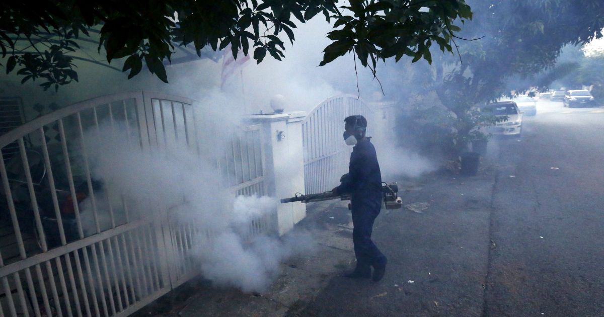Коронавірус у світі 6 травня: в Ухані учні повертаються на навчання, а в Іспанії знову побільшало смертей
