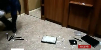 Экспресс-ограбление: в Николаеве преступники "вихрем" обчистили ювелирную лавку