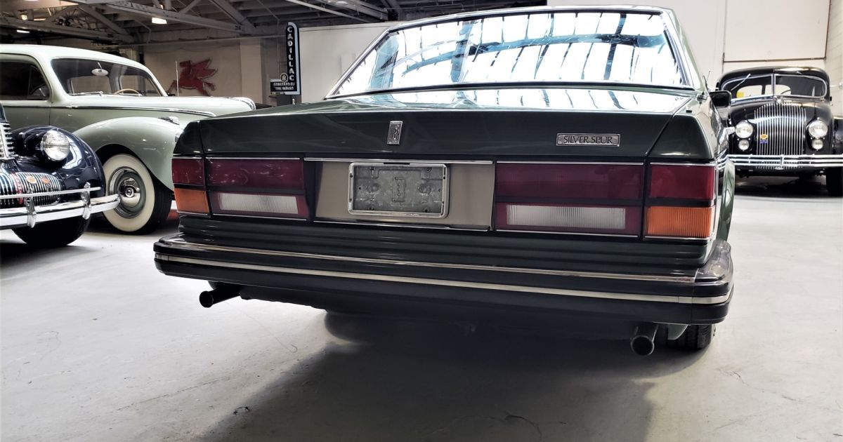 Rolls-Royce Silver Spur_13 / © Bring a Trailer