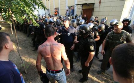 Дело о трагедии "2 мая": в суд в Черноморске не пускают людей