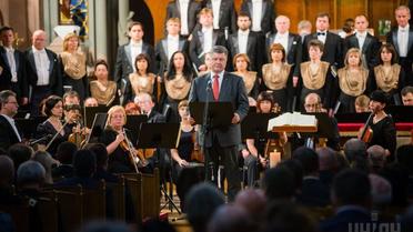 Вшановування загиблих рейсу МН17 у Києві_14 / © УНИАН