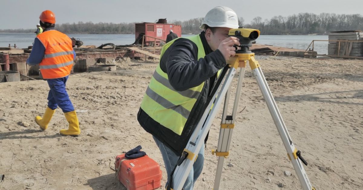 Як у Києві новий міст на острів Оболонський будують