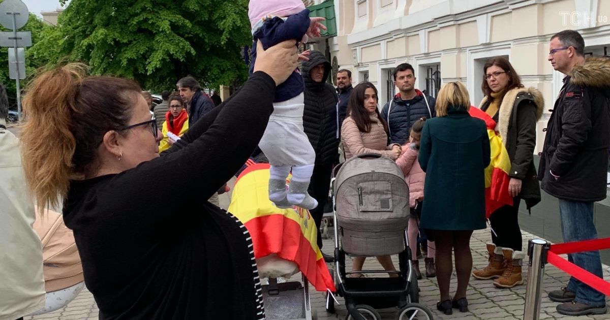 Протест під посольством Іспанії / © Фото Валерії Ковалінської/ТСН