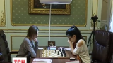 Нічиєю закінчилася восьма партія Чемпіонату світу з шахів у Львові