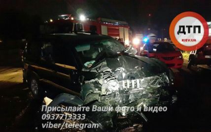 В Киеве пьяный водитель устроил масштабную аварию