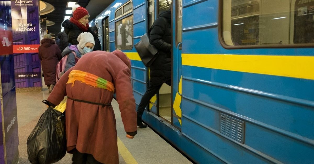 Станція "Вокзальна" запрацювала у звичному режимі після "замінування"