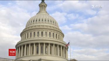 Конгрес США погодився виділити 350 мільйонів доларів на допомогу українським військовим