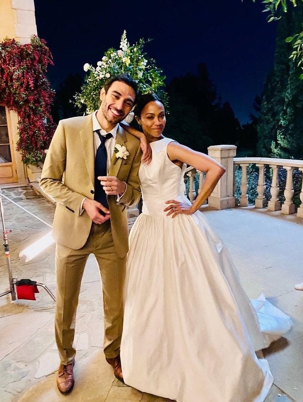 Зої Салдана та Еухеніо Мастрандреа у серіалі «З нуля» / фото: instagram.com/tembilocke