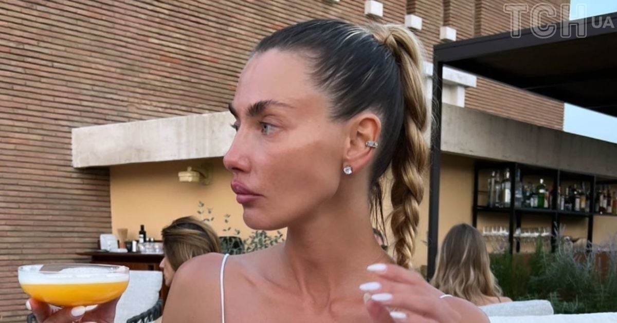 Супермодель Алина Байкова показала новый наряд от украинского бренда ...