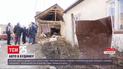 На Закарпатті легковик на шаленій швидкості увігнався в будинок