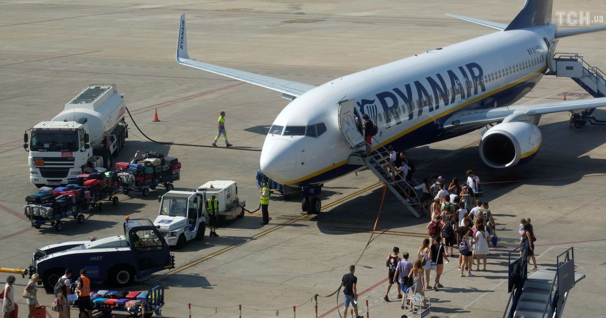 Уряд 25 травня збереться позачергово, аби ухвалити рішення про припинення авіасполучення з Білоруссю
