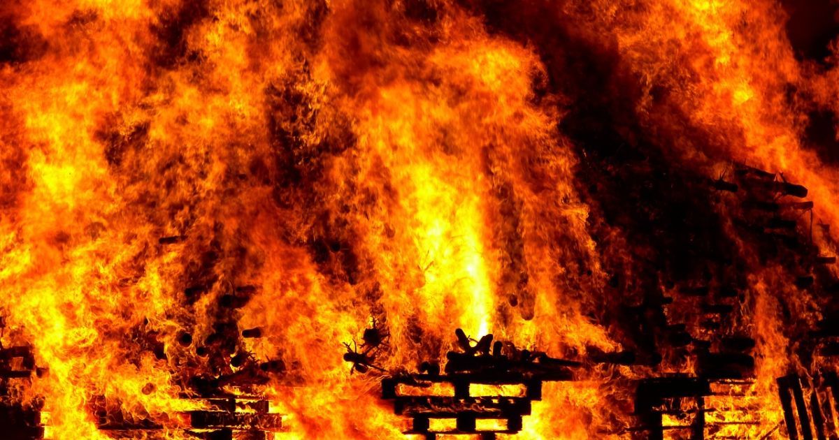 Чоловік спалив будинок, щоб помститись ексдружині