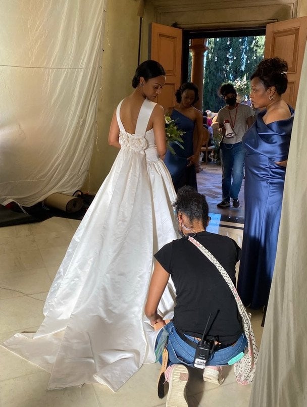 Зої Салдана у серіалі «З нуля» / фото: instagram.com/tembilocke