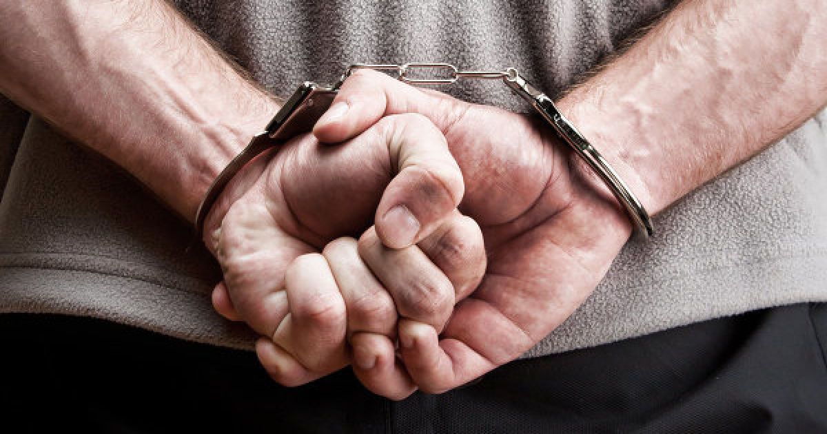 Калиновскому сообщено о подозрении по двум статьям Уголовного кодекса
