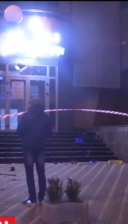 Появилось видео, как человек из гранатомета обстрелял офис "Киевгорстроя"