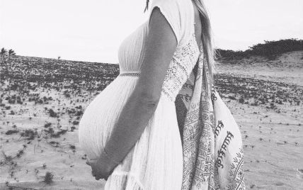 Кэндис Свэйнпоул показала новое фото своего беременного живота