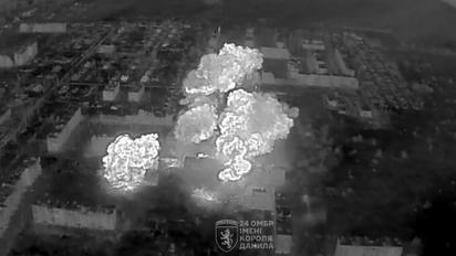 Ворог знищує Часів Яр "Солнцепьоками"