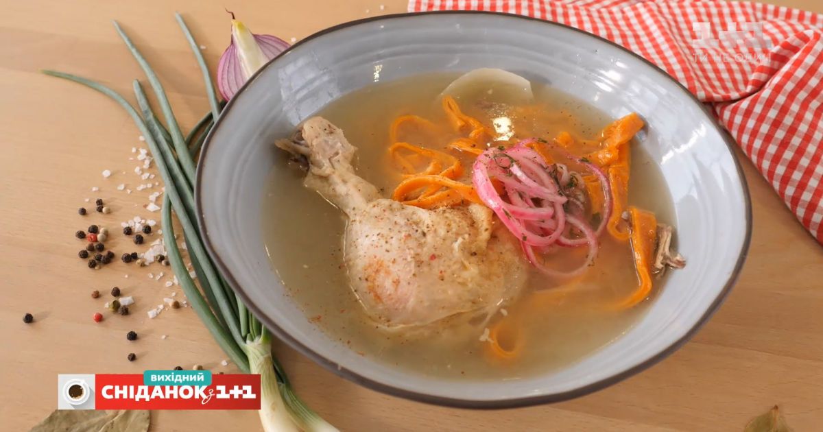 Готовим бульон из петушка с домашней лапшой – Украина на вкус
