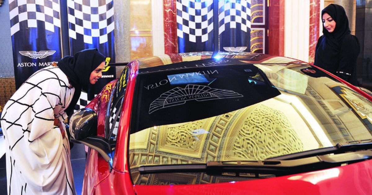 Женщины Саудовской Аравии становяться новой целью автомобильных компаний