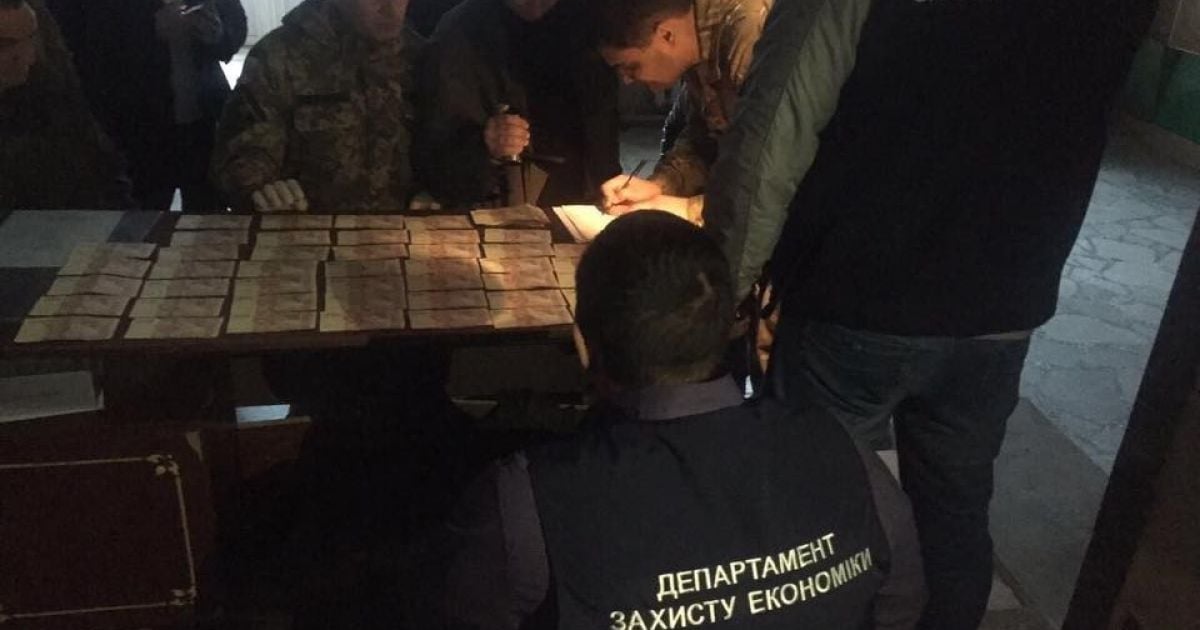 Каминського спіймали на гарячому