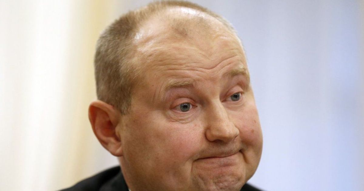 Браслет і домашній арешт: суд обрав запобіжний захід Чаусу