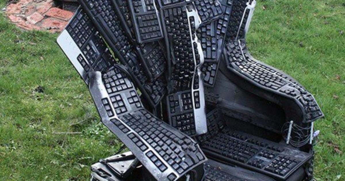 Користувачі Мережі проявили фантазію / © nesvetaytv