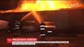 Четыре часа 70 спасателей боролись с масштабным пожаром у центра Львова