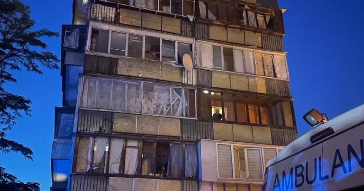 Из-за вражеской атаки 1 июня в Киеве погибли три человека. Фото: КМВА