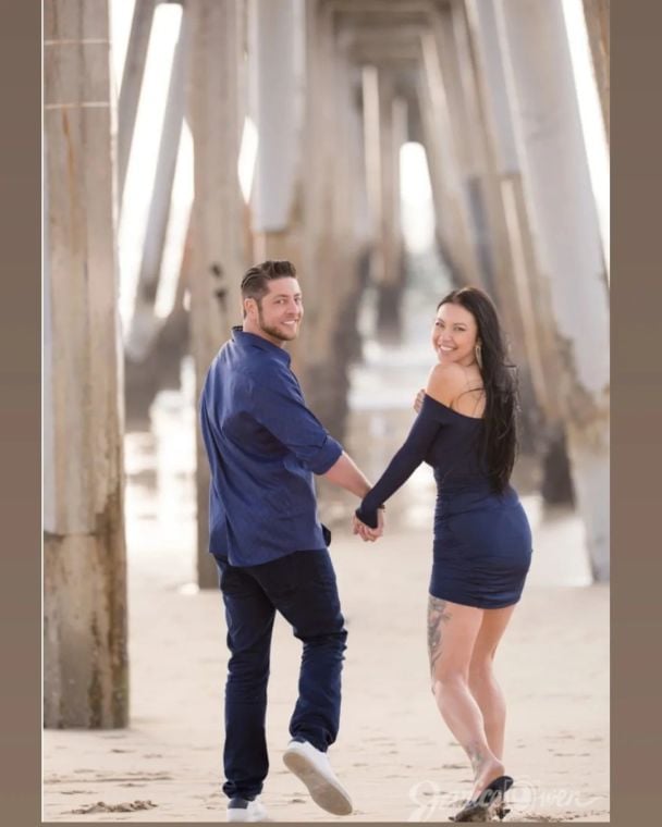 Поліна Логунова з нареченим Джорджем / © instagram.com/janiceowenphoto