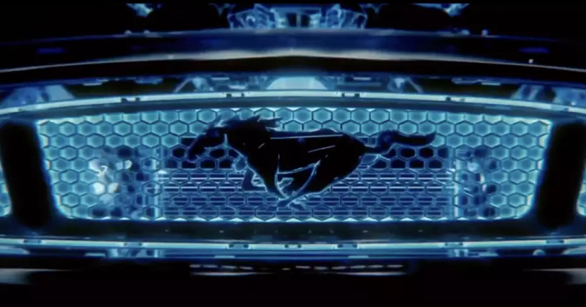 Ford нагадав про електричний Mustang під час показу Tesla Model Y