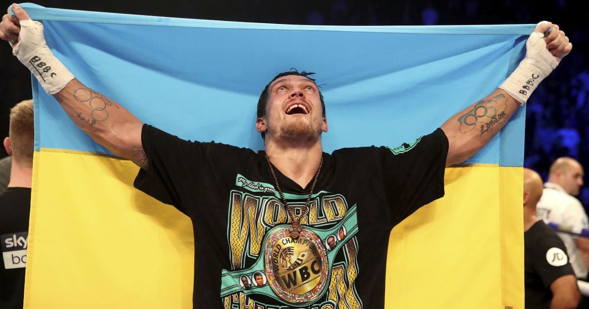 "Вушко зачепило": Усик замилував українською мовою на тренуванні (відео)
