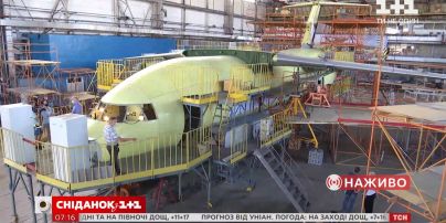 Президент Украины Владимир Зеленский проведет пресс-конференцию на авиазаводе "Антонов"