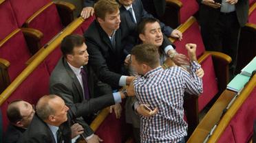 Драка в сессионном зале / © УНИАН