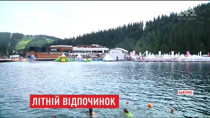 Ради экстрима и отдыха в Буковель съезжаются люди со всей Украины