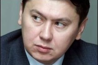 Назарбаєв розлучив свою дочку