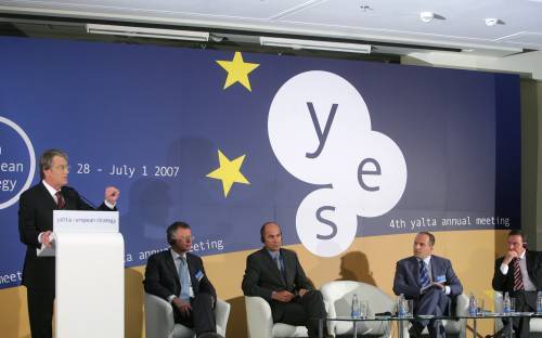 Ялтинська конференція - 2007