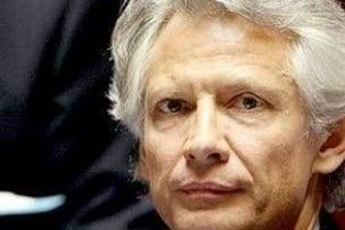 Екс-прем'єр Франції подає позов до суду на Саркозі