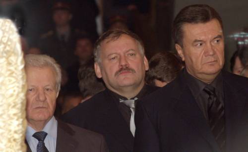 Костянтин Затулін, Віктор Янукович, Олександр Мороз на похованні Євгена Кушнарьова