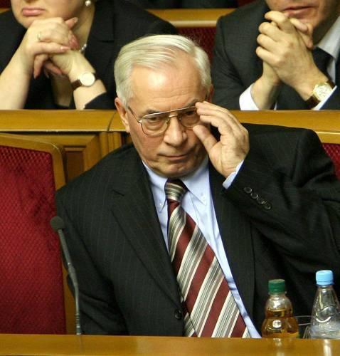 Микола Азаров