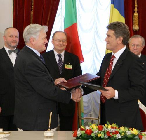 Ющенко Адамкус