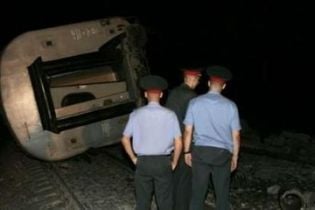 Затримано підозрюваних у підриві потяга