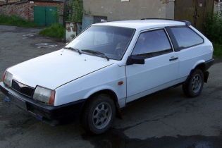 Авто врізалось в колону курсантів